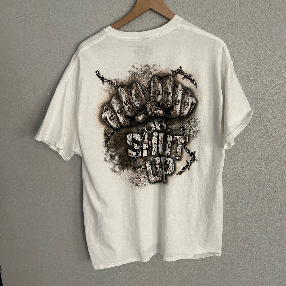 T shirt